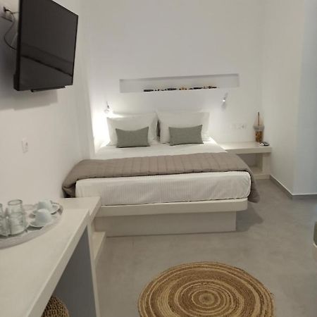 Kleri'S Apartments 6 Тинос Екстериор снимка