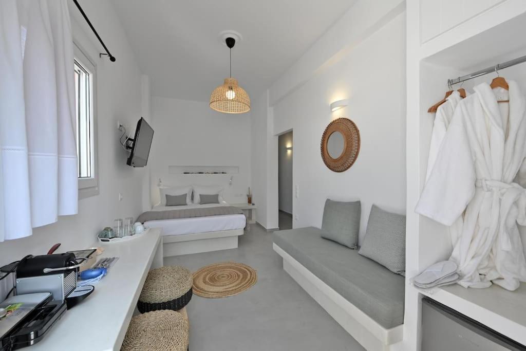 Kleri'S Apartments 6 Тинос Екстериор снимка